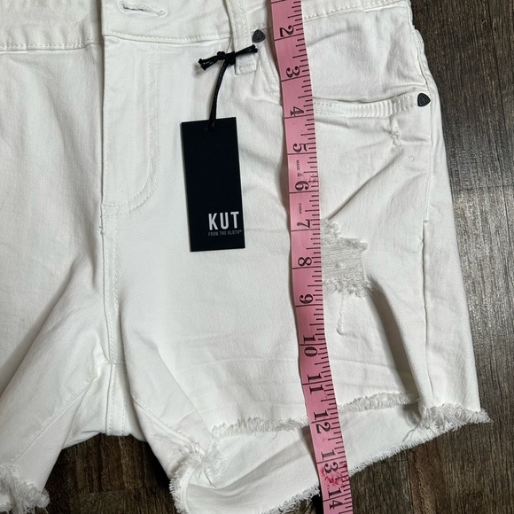 Kut from the Kloth White Jean Shorts Fitted Design - Picture 6 of 6